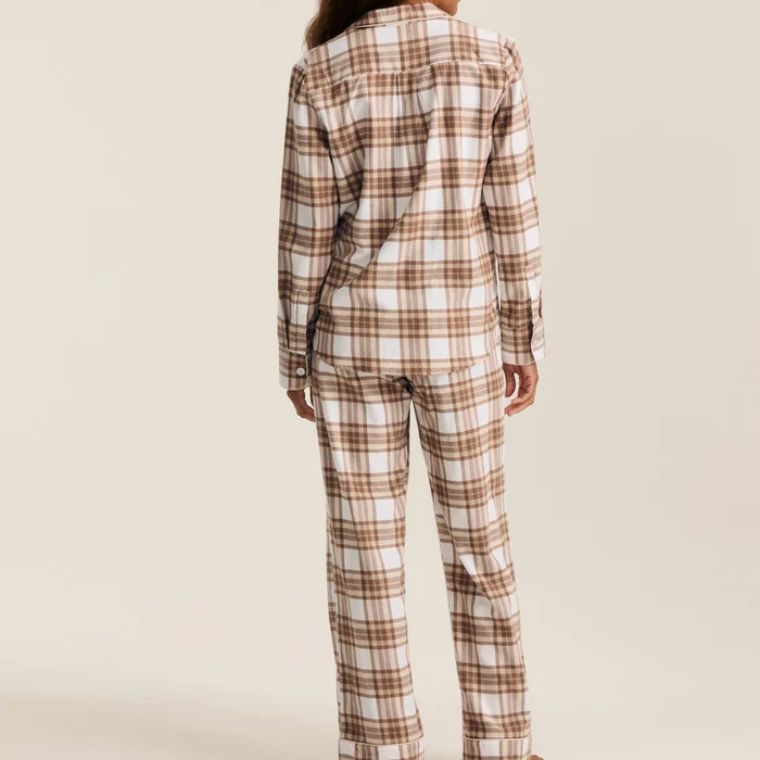 Kariertes Damen‑Pyjama‑Set mit Perlmuttknöpfen