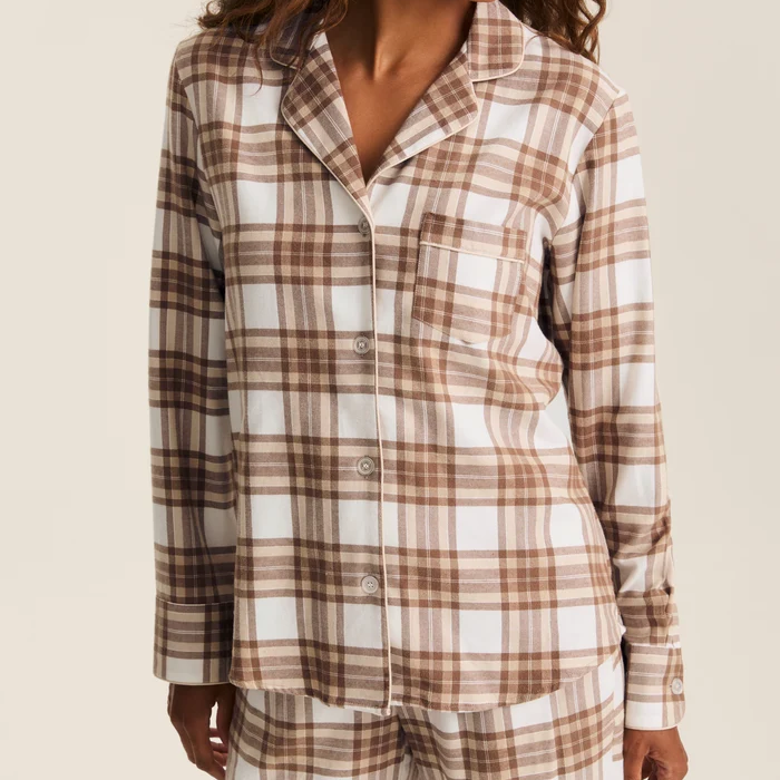 Kariertes Damen‑Pyjama‑Set mit Perlmuttknöpfen