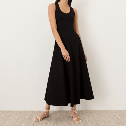 Maxikleid mit Kreuz‑Rücken und integriertem BH