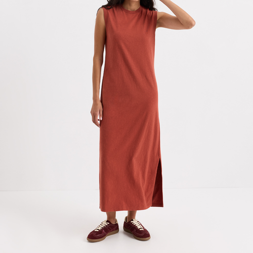 Einfarbiges ärmelloses Maxikleid mit Seitenschlitz