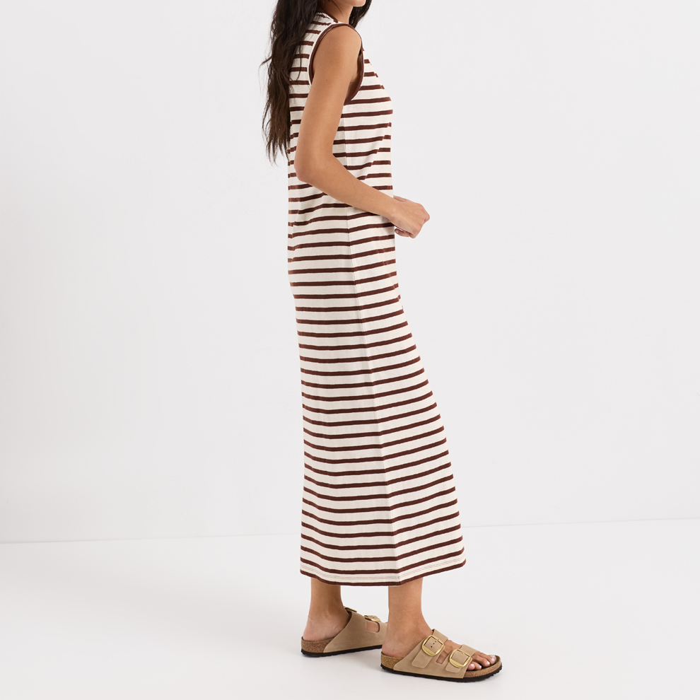 Gestreiftes ärmelloses Maxikleid mit Seitenschlitz